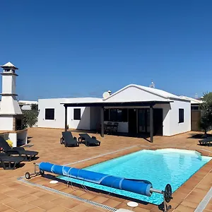Casas Tomare Ii San Bartolome (Las Palmas)
